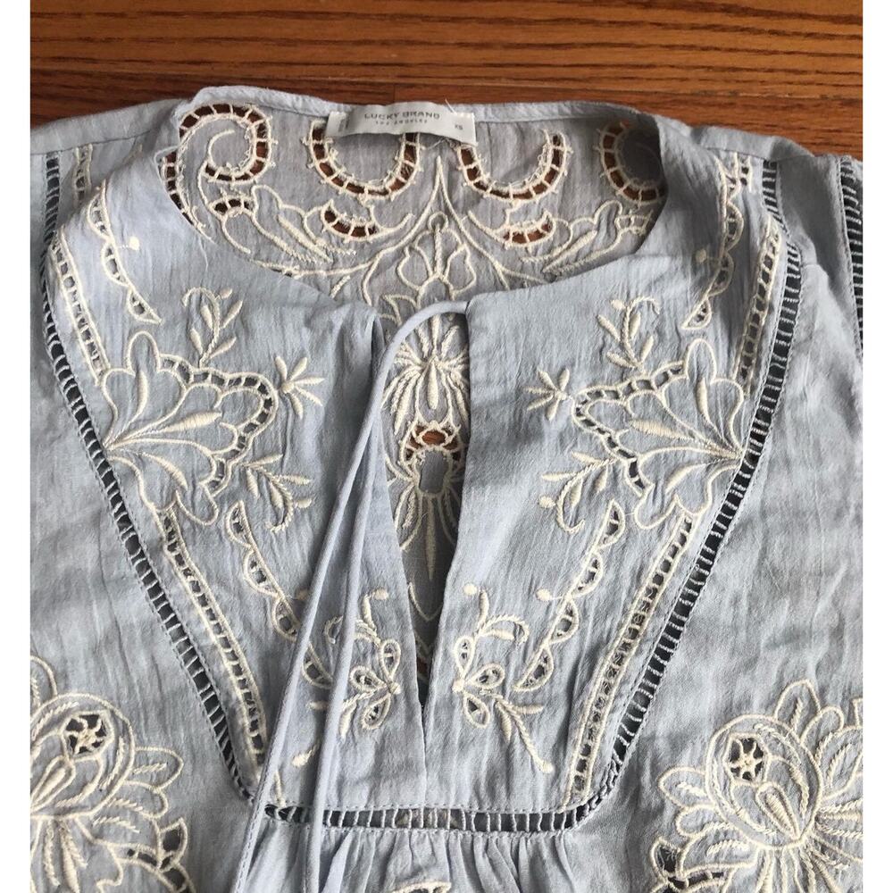 Lucky Brand Embroidered Cotton Peasant Blouse Chambray Blue Women's Size XS NWT - Picture 5 of 6